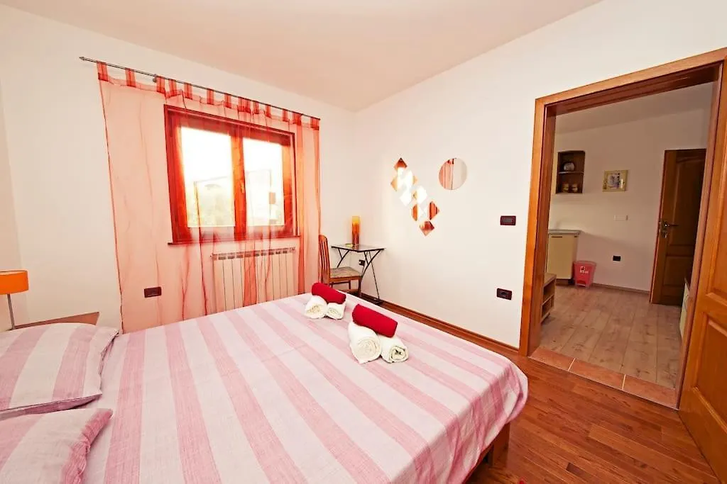 Cozy And Quiet Apartment Kercan With Free Bike Use Rovinj