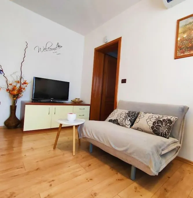 Cozy And Quiet Apartment Kercan With Free Bike Use Rovinj 0*,  Croatia